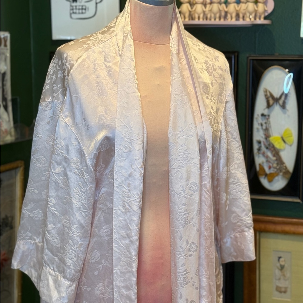 August Silk Floral Robe in pink